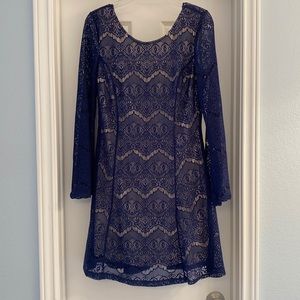Women’s long sleeve dress